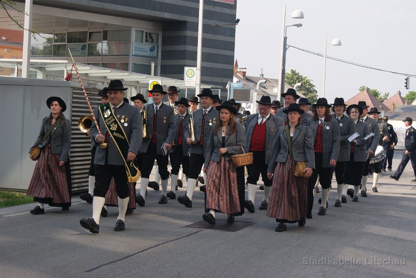 2011_04_28 Maibaumaufstellen in St. Poelten (12)